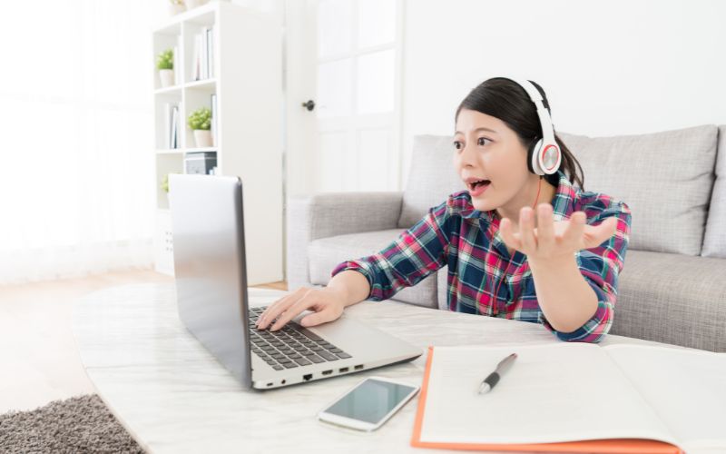 luyện nghe qua qua phim ảnh, nhạc tiếng Anh