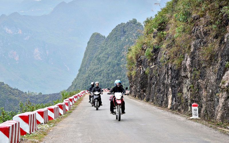 vì sao đi phượt bằng xe máy